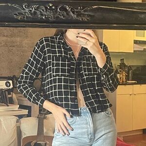 🍓3/$20🍓 Patterned Button Up